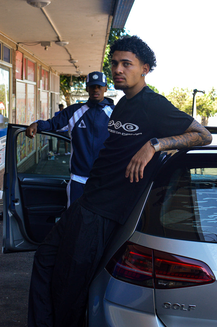 BLACK ADG GRAPHIC TEE